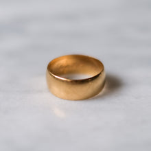 Load image into Gallery viewer, Antique 21.6K Wide Wedding Band Size US 8.25 - 8.5