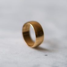 Load image into Gallery viewer, Antique 21.6K Wide Wedding Band Size US 8.25 - 8.5