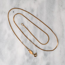 Load image into Gallery viewer, Vintage 18 inch 14K Yellow Gold Unoaerre Serpentine Flat S-Link Chain