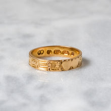Load image into Gallery viewer, 1920s 18K Yellow Gold Twin Heart Ring