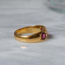 Load image into Gallery viewer, Antique 18K Yellow Gold Star Set Diamond and Ruby Ring