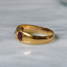 Load image into Gallery viewer, Antique 18K Yellow Gold Star Set Diamond and Ruby Ring
