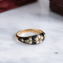Load image into Gallery viewer, Antique Victorian 18K Yellow Gold Pearl and Diamond Enamel Forget-Me-Not Mourning Ring