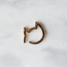 Load image into Gallery viewer, 18K Yellow Gold Eye of the Cat Connector with Ruby Tips