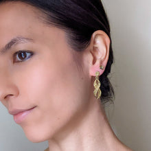 Load image into Gallery viewer, 14K Yellow Gold Diamond-Cut Filigree Twist Drop Earrings