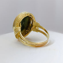 Load image into Gallery viewer, 1960s Vintage 18K Yellow Gold Jade Ring in Size UK M+ / US 6 3/4
