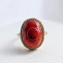 Load image into Gallery viewer, Vintage 14K Yellow Gold Carved Agate Ring in Size UK L+ / US 6