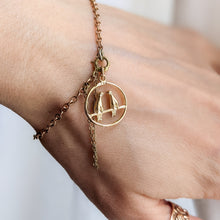 Load image into Gallery viewer, Vintage 14K Yellow Gold LoveBirds Charm