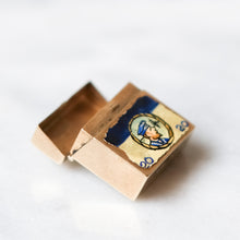 Load image into Gallery viewer, Vintage 9K Yellow Gold Enamel Players Navy Cut Cigarette Box Charm
