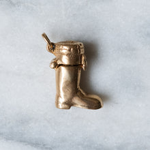 Load image into Gallery viewer, Vintage 9K Yellow Gold Puss in Boots Charm
