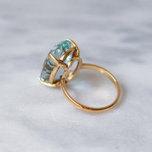 Load image into Gallery viewer, 18K Yellow Gold Oval Faceted Aquamarine Ring
