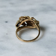 Load image into Gallery viewer, Vintage 9K Yellow Gold Laurel Wreath Ring
