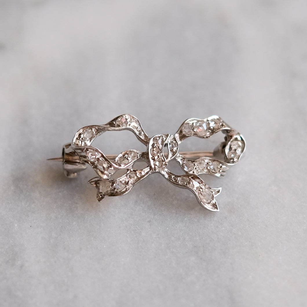 Edwardian / Belle Epoque Platinum Rose-Cut Diamond Bow Brooch