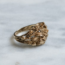 Load image into Gallery viewer, Vintage 9K Rose Gold  Oak Leaf and Acorn Dome Ring
