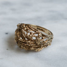 Load image into Gallery viewer, Vintage 9K Rose Gold  Oak Leaf and Acorn Dome Ring
