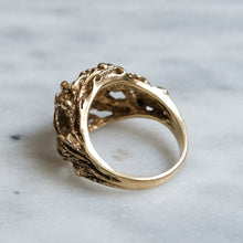 Load image into Gallery viewer, Vintage 9K Rose Gold  Oak Leaf and Acorn Dome Ring
