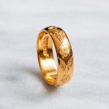 Load image into Gallery viewer, Antique Art Deco Era 22K Yellow Gold Engraved Floral Band
