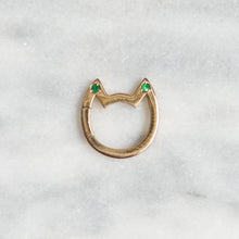 Load image into Gallery viewer, 18K Yellow Gold Eye of the Cat Connector with Gemstone Ear Tips
