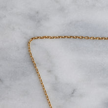 Load image into Gallery viewer, Vintage French 19&quot; Delicate Biker-Link Chain
