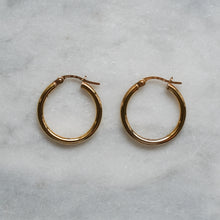 Load image into Gallery viewer, 9K Yellow Gold Round Hoop Earrings by UnoAErre
