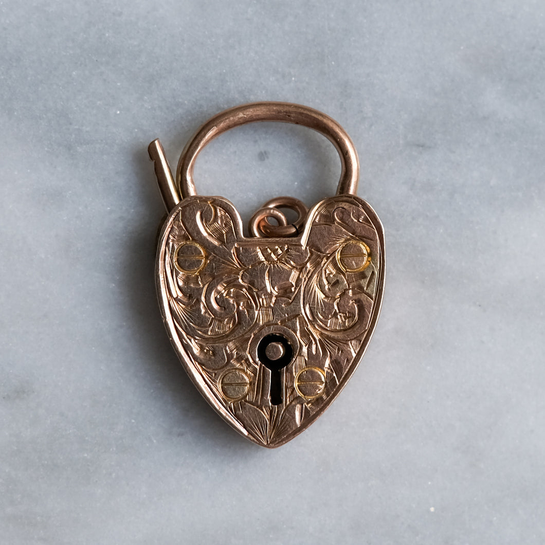 Vintage Engraved Heart Extra Large Padlock