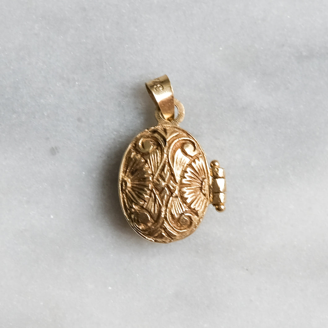 Vintage Tiny Embossed Locket Pendant