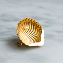Load image into Gallery viewer, Antique Scallop Shell with Pearl Brooch
