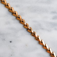 Load image into Gallery viewer, Vintage 7.25 inch Chevron-Link Bracelet
