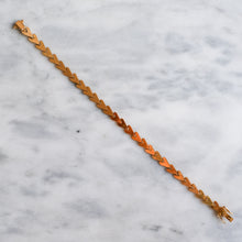 Load image into Gallery viewer, Vintage 7.25 inch Chevron-Link Bracelet

