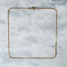 Load image into Gallery viewer, Vintage 15 inch 14K Yellow Gold Box Chain
