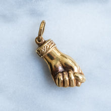Load image into Gallery viewer, Vintage UnoAErre Figa Charm
