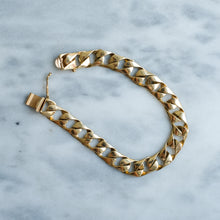 Load image into Gallery viewer, Vintage 7 inches Flat Curb-Link Bracelet
