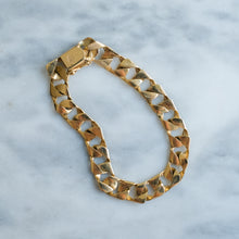 Load image into Gallery viewer, Vintage 7 inches Flat Curb-Link Bracelet
