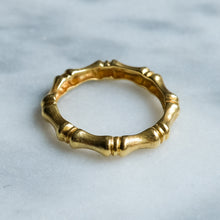 Load image into Gallery viewer, Vintage UnoAErre Bamboo Ring size US 7

