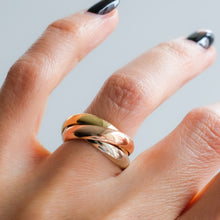 Load image into Gallery viewer, Vintage Cartier Trinity Ring Size 49
