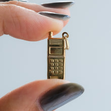 Load image into Gallery viewer, Vintage 90s Handphone Charm
