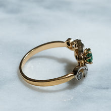 Load image into Gallery viewer, Antique Art Deco Emerald Diamond Ring
