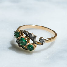Load image into Gallery viewer, Antique Art Deco Emerald Diamond Ring
