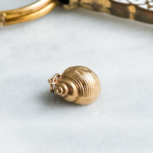 Load image into Gallery viewer, Vintage 1970s Sea Shell Charm

