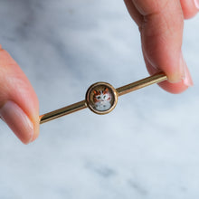 Load image into Gallery viewer, Antique Essex Crystal Ginger Cat Brooch
