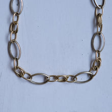 Load image into Gallery viewer, Vintage 8.5 inch Two-Tone Oval Cable-Link Bracelet
