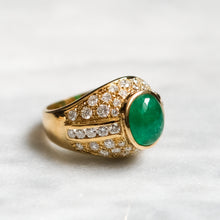 Load image into Gallery viewer, 18K Yellow Gold Diamond and Emerald Bombe Ring
