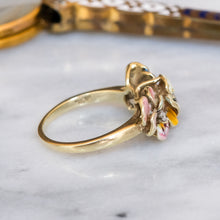 Load image into Gallery viewer, Antique Art Deco era 3-Flower Garland Pansy and Diamond Ring
