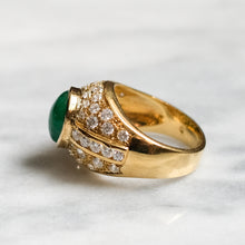 Load image into Gallery viewer, 18K Yellow Gold Diamond and Emerald Bombe Ring
