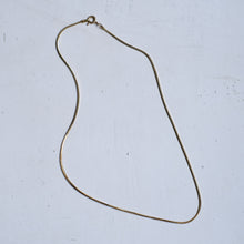 Load image into Gallery viewer, Vintage 16 Inch Snake-Link Chain
