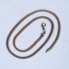 Load image into Gallery viewer, 18 Inch Vintage Retro 1950s Snake Chain
