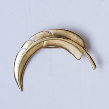 Load image into Gallery viewer, Vintage 1980s Feather Brooch by Angela Cummings for Tiffany &amp; Co.
