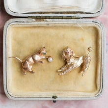 Load image into Gallery viewer, Vintage Retro Playful Poodle Brooch
