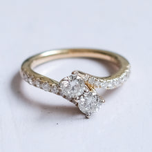 Load image into Gallery viewer, Vintage Estate Toi et Moi Ring
