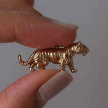 Load image into Gallery viewer, Vintage 9K Yellow Gold Tiger Charm Pendant
